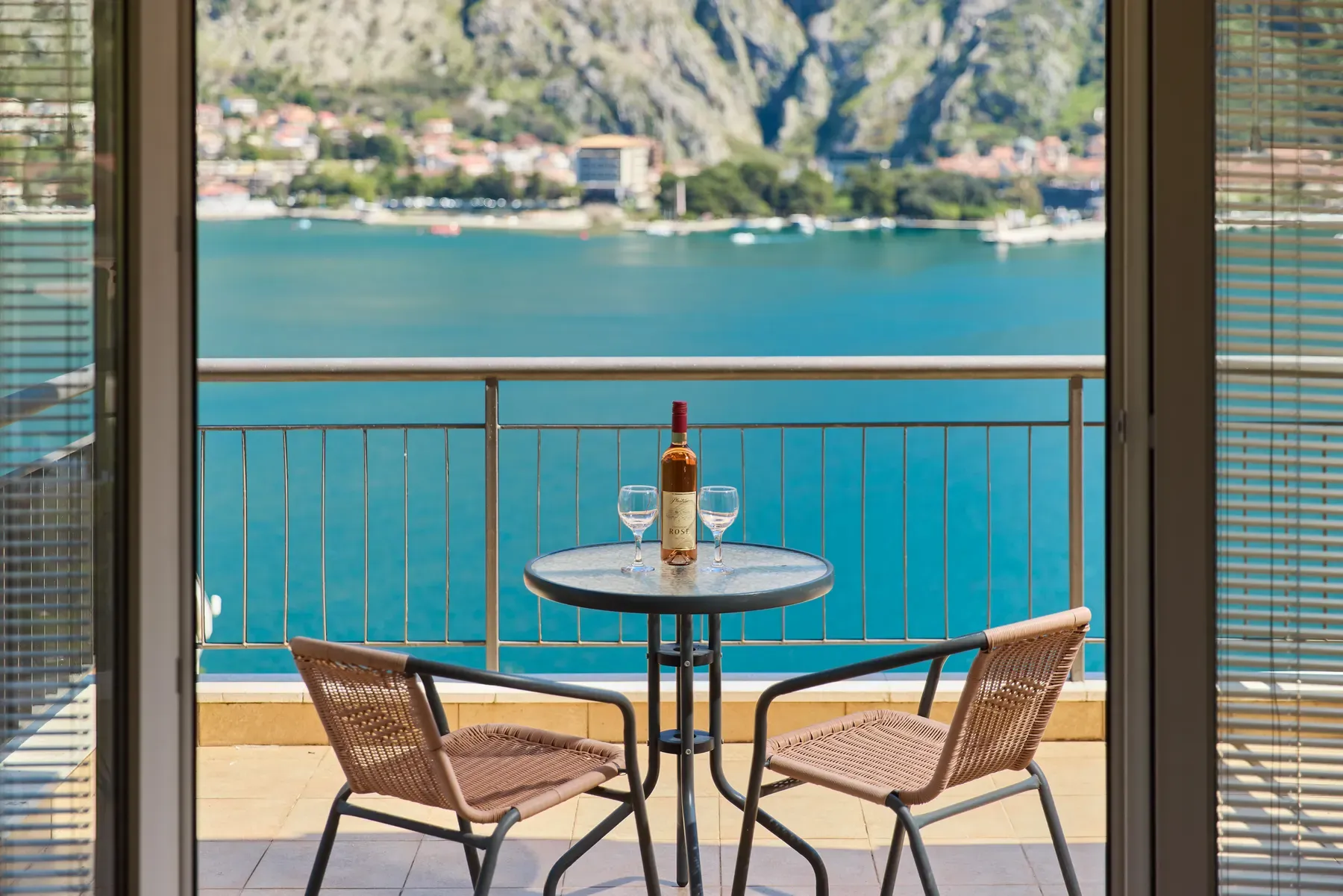 Kotor Vista, mirni pogled na more