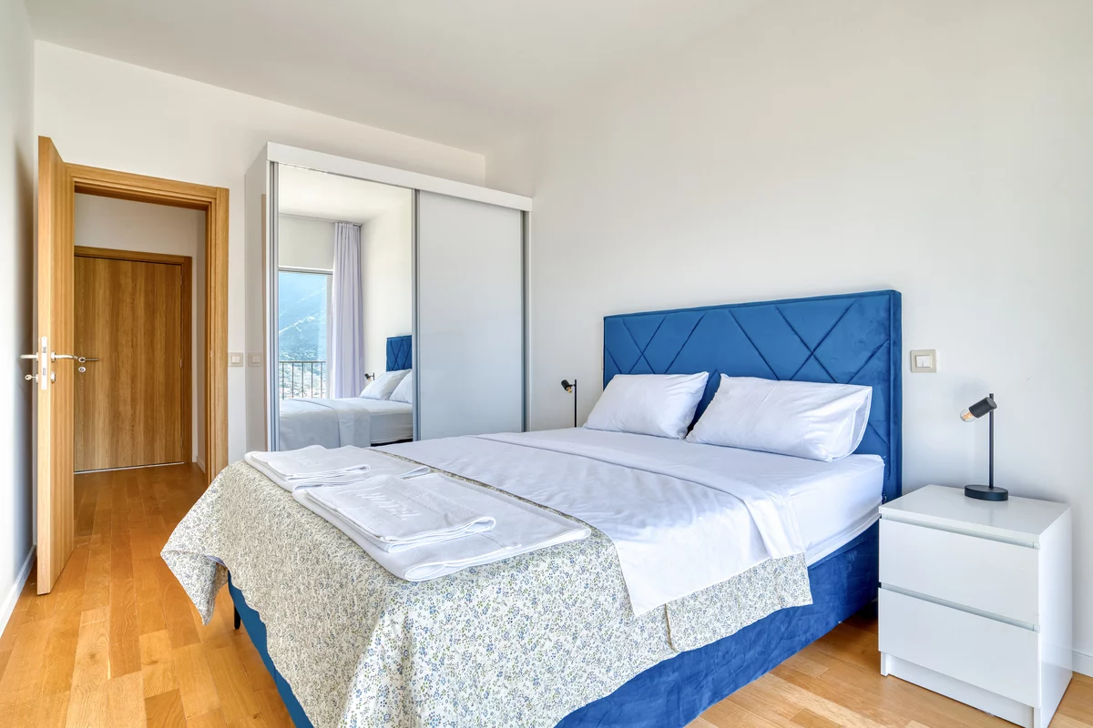 Dobrota apartman 8
