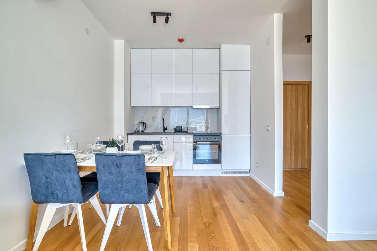 Dobrota apartman 6
